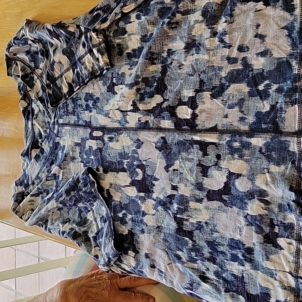 Ladies short sleeve cotton blend shirt